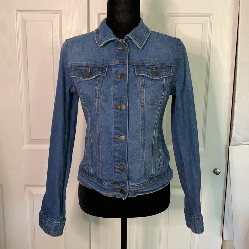 Universal Thread Jean Jacket - Picture 1 of 12